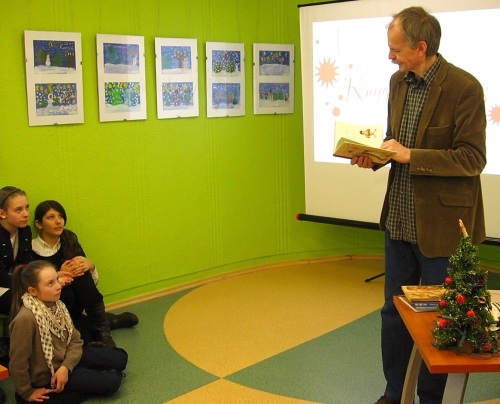 K. Kasparavičius supažindino mažuosius su savo kūryba