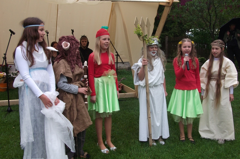 Literatūros, muzikos ir teatro kompozicija