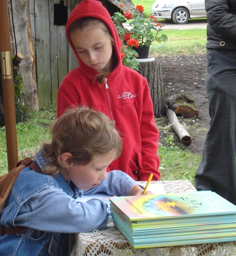 Džiugas Tamašauskas pristatė pirmąją knygą „Sėkmės ratas“. Nuotr. iš asmeninio archyvo