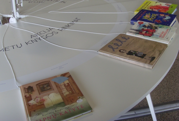 Vaikų knygų penketukas