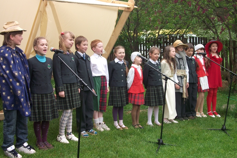 Literatūros, muzikos ir teatro kompozicija